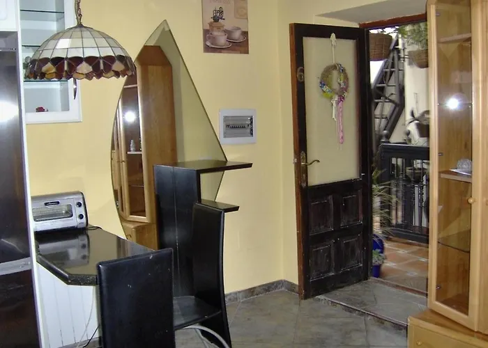 Aptos Monasterio De San Antonio 6 Apartamento *