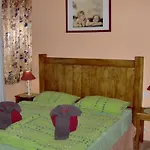 Aptos Monasterio De San Antonio 6 Apartament
